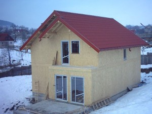 case lemn prefabricate
